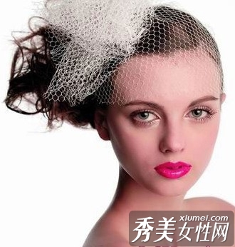 圆脸美眉十月新娘妆技巧