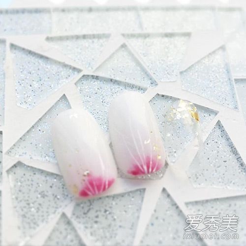 花朵控粉红控绝对为之疯狂的樱花系美甲 美甲图片2016款式