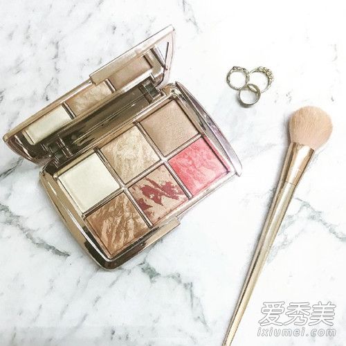 Hourglass Ambient六色高光修容盘怎么样 Hourglass Ambient六色高光修容盘怎么用