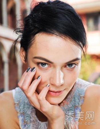 橄榄油凡士林 双手日常保养窍门