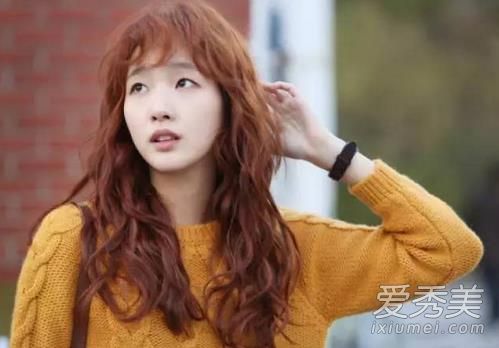 嬉皮卷是什么发型 韩国流行嬉皮卷发怎么弄