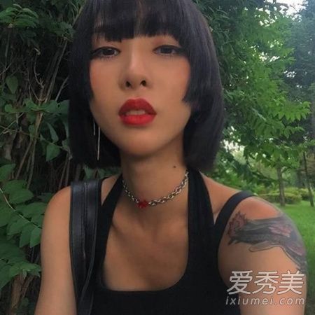 让直男颤抖的公主切发型真的超级显脸小！配短发也是大写的好看