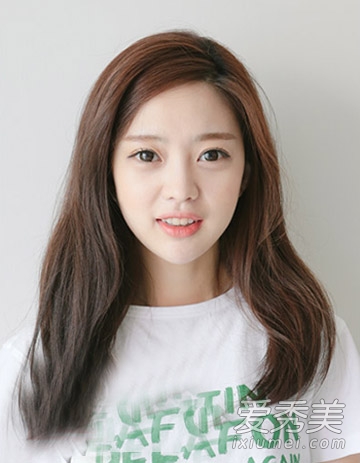 2015春季最新发型 韩式卷发甜美流行