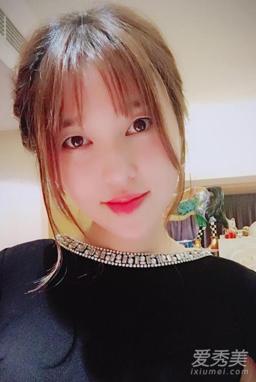金莎去韩国只是做单眼皮那么简单？ 整过了吧 明星整容前后对比