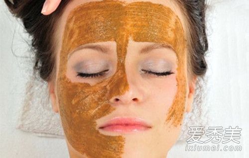 蜂蜜水洗脸可以祛斑吗 蜂蜜水正确洗脸的方法