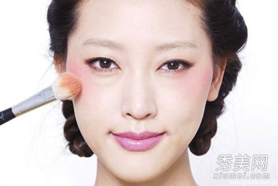 卡哇伊VS性感 日韩彩妆教程（组图）