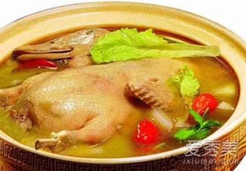 秋季怎么吃 美容又养颜 美容食谱大全
