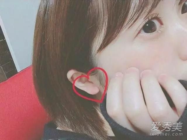 日本最流行的耳朵腮红 你知道怎么画吗 腮红怎么打