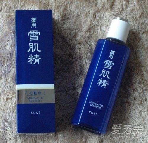 油痘皮適合的化妝水 油痘皮用什麼化妝水好