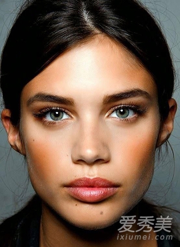 化妆“微整形” 打造你的完美眉形