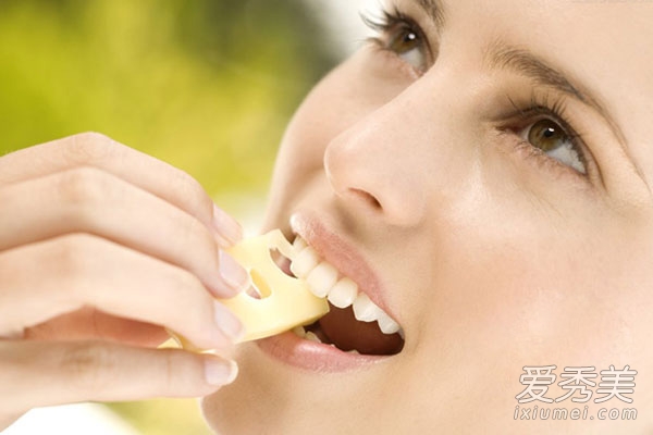 番石榴芹菜 美白牙齒常吃6種食物