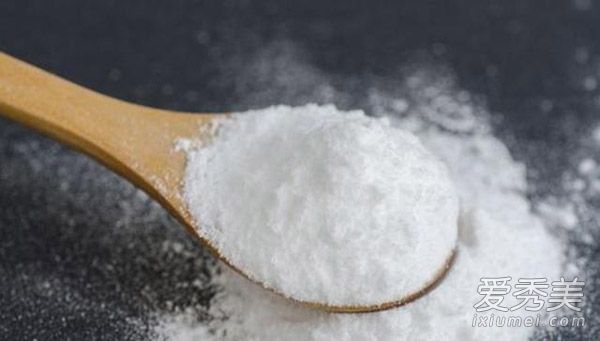 去除头皮屑最简单的方法 6个偏方快来试试吧 怎样可以去头屑
