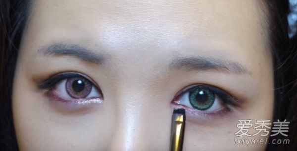清纯雪炫VS勾人Hani  眼妆是决胜关键 韩国明星妆容