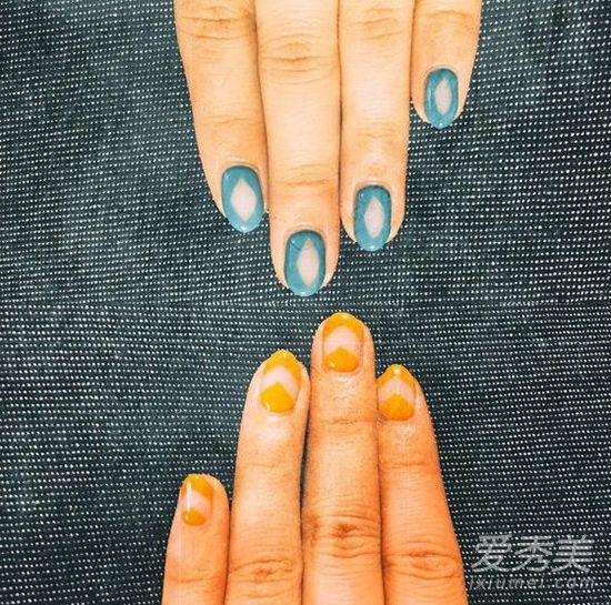 两只手指甲颜色不同？日本流行的不对称指彩 美甲图案