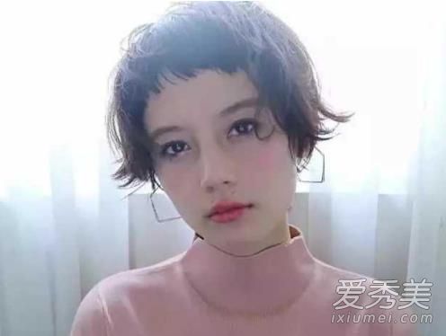 很短的刘海叫什么发型 超短齐刘海发型图片女2018
