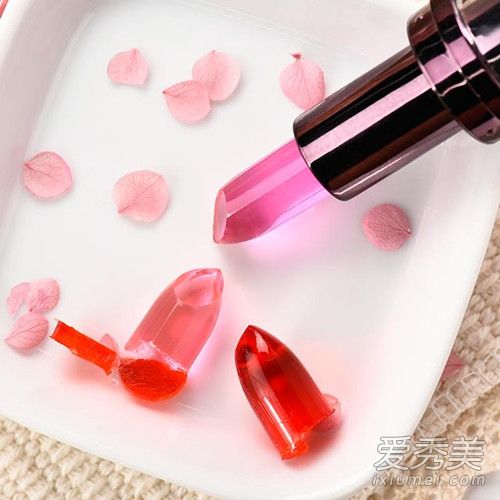 化妆品在高温下会变质吗 夏天太热化妆品会变质吗