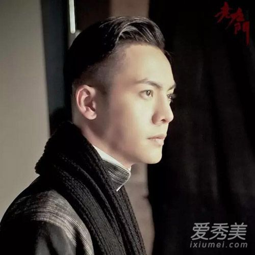 陈伟霆的油头&张艺兴的刘海 近期刷屏率超高的男生发型