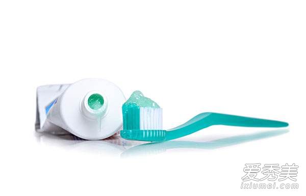 美白牙膏真的有效果嗎 美白牙膏真的有用嗎