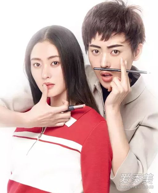 张天爱不同妆容演绎“雌雄同体” 女明星怎么画眉毛