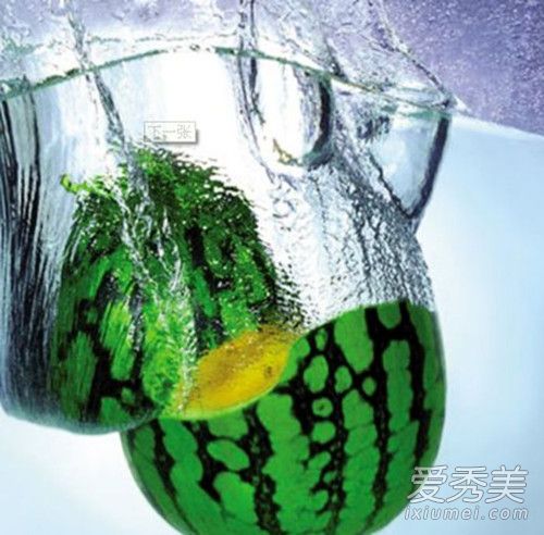 西瓜皮可以敷脸吗 西瓜皮可以美容吗 西瓜皮面膜怎么做