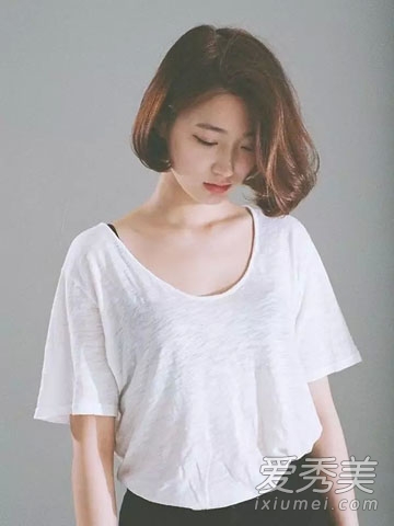 最具女人味的5款发型 “微卷”才是王道