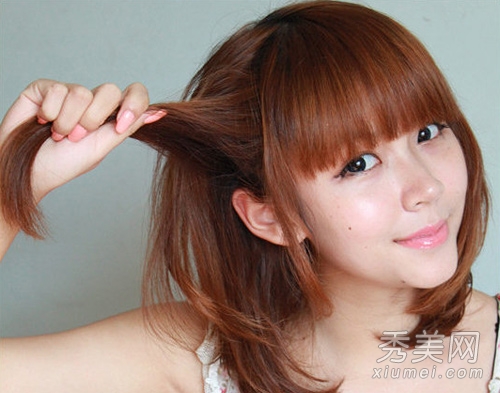 中长发如何扎好看 韩式甜妞范侧扎发教程