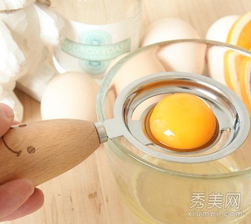 DIY鸡蛋面膜大全 美白收敛毛孔任你选