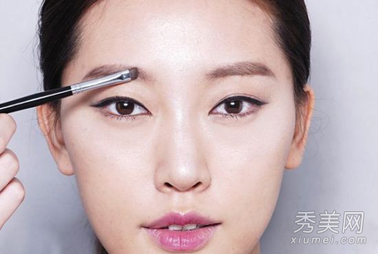卡哇伊VS性感 日韩彩妆教程（组图）