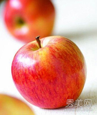冬季吃什么好？ 梨苹果红枣减肥+护肤