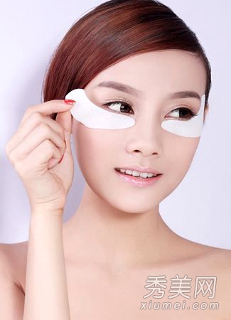 8个护肤习惯 预防眼角细纹和眼袋