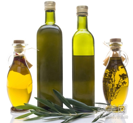 “液体黄金”橄榄油 除皱又防晒