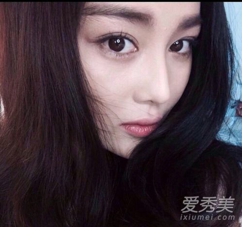 张馨予离开PS还是女神么 认清荧幕与现实的差距 明星未经ps照片