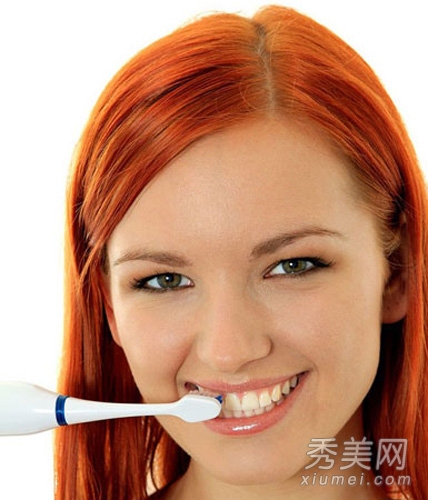最省錢護牙方法 吃什麼美白牙齒？