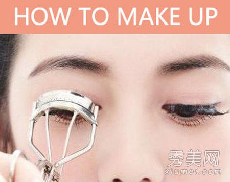 图解眼部化妆技巧 怎么化妆遮眼袋？