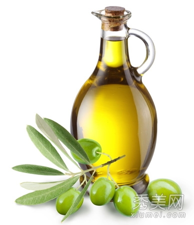 橄欖油美容方法 護唇+護膚用法