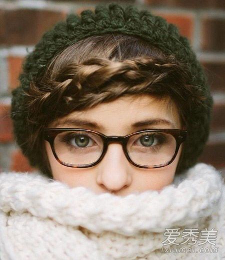 范冰冰唐嫣示范 冬季帽子与发型配对了才好看 女生戴帽子的发型
