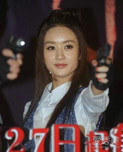 赵丽颖没了ps 皮肤粗糙童颜白肤也不在 明星未经ps照片