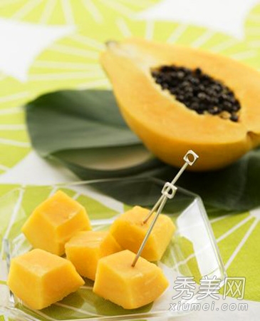夏日美容果蔬：祛痘吃芹菜 美白吃木瓜