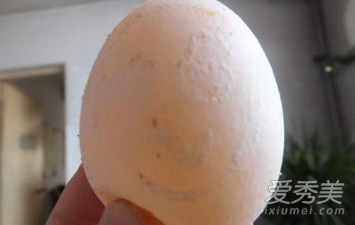 醋泡鸡蛋真的能祛斑吗 醋泡鸡蛋面膜做法和功效