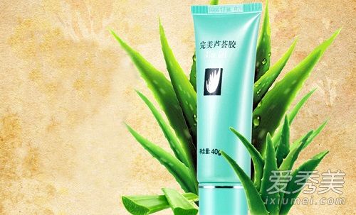完美芦荟胶可以代替眼霜吗 完美芦荟胶可以当面霜用吗