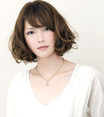 日本最受追捧的5款OL发型
