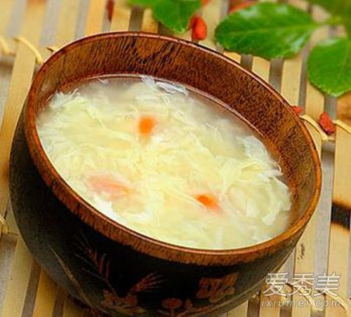 秋季怎么吃 美容又养颜 美容食谱大全