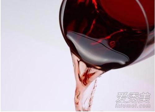 自製紅酒麵膜怎麼做 紅酒麵膜敷臉的功效與作用