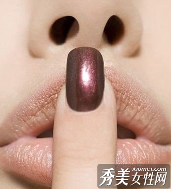 7个小窍门 有效防止口红脱妆