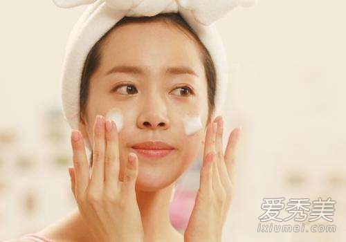 脸上长痘能用硫磺皂吗 硫磺皂可以用来洗脸吗 硫磺皂的作用