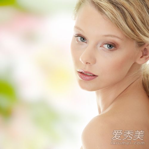 遮瑕比底妆更重要 分享遮瑕膏使用方法 遮瑕膏使用方法