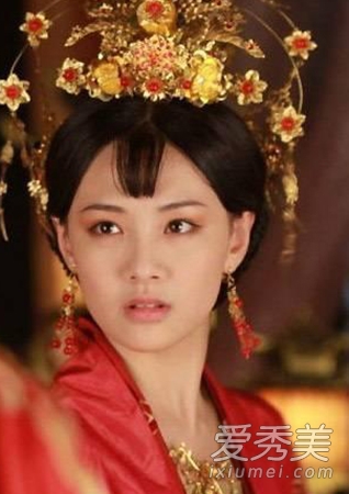 蜀山战纪VS寂寞空庭 赵丽颖郑爽古妆扮相PK