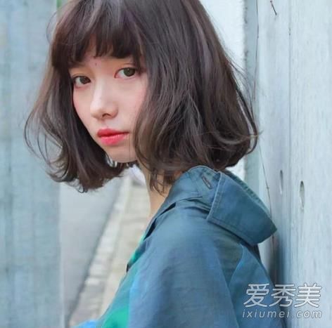 2017年秋冬流行什麼發型 2017秋冬好看的頭發顏色