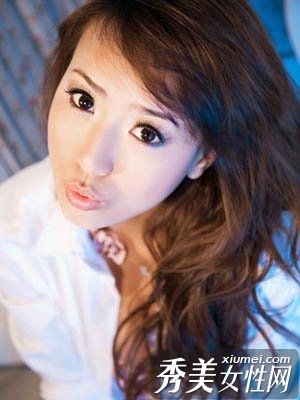 17款流行代表美妆 新年变妆焕花样