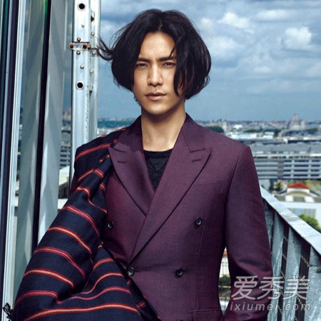 水瓶座怪蜀黍陈坤发型 长发短发都很帅